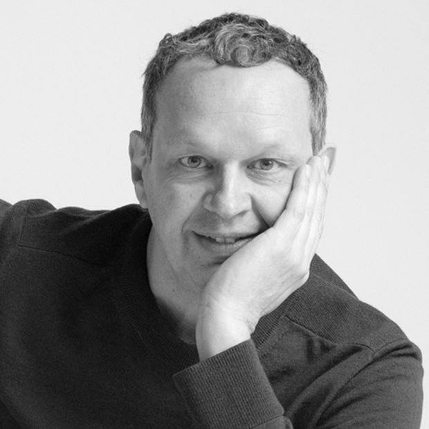 Collection Image Tom Dixon Portrait 1000X1000